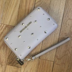 Michael kors studded wristlet wallet